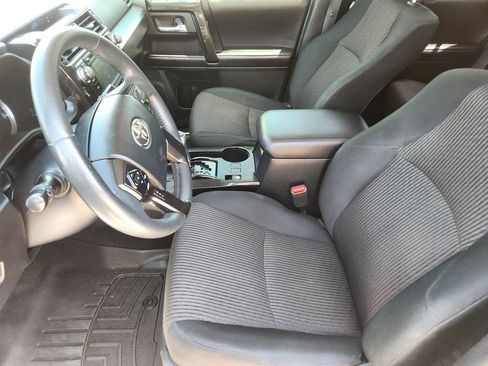 Used 2018 Toyota 4Runner TRD Off-Road AWD/4WD image 20