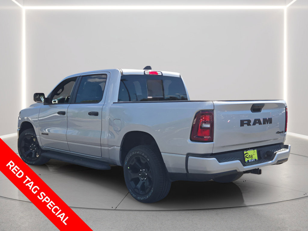 New 2026 RAM 1500 Express AWD/4WD image 10