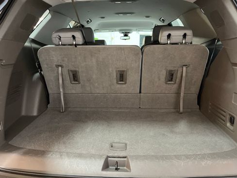 Used 2020 Chevrolet Traverse LT w/ LT Premium Package FWD image 30