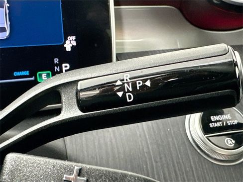 Used 2025 Mercedes-Benz C 300 4MATIC Sedan image 24