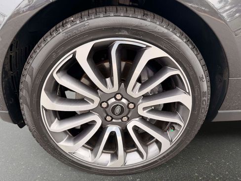 Used 2021 Land Rover Range Rover Westminster Edition image 10