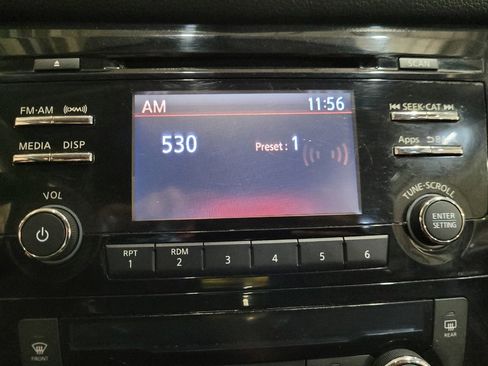 Used 2015 Nissan Rogue SV AWD/4WD image 25