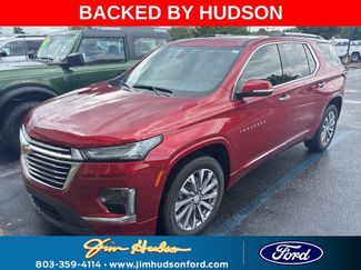 Used 2023 Chevrolet Traverse Premier FWD video 1