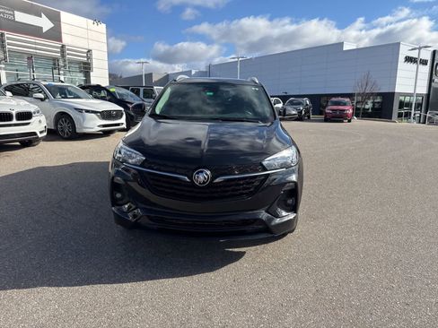 Used 2023 Buick Encore GX Select w/ Experience Buick Package image 2