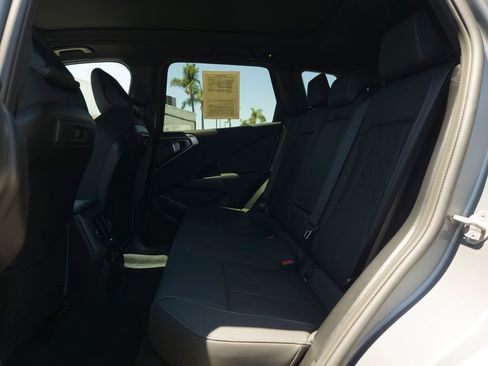 Used 2026 BMW X3 xDrive30i w/ Premium Package AWD/4WD image 9