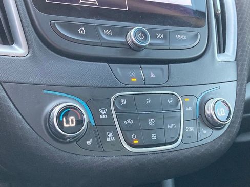 Used 2024 Chevrolet Malibu LT image 27