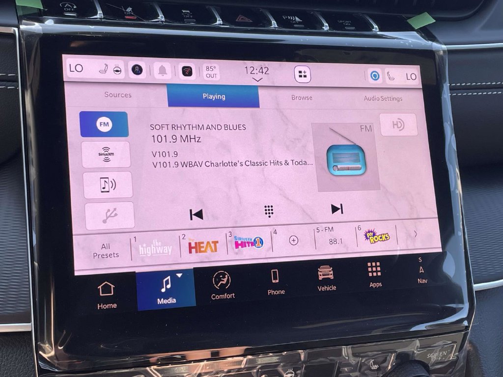 New 2027 Jeep Grand Cherokee Laredo X AWD/4WD image 37