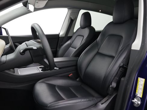 Used 2021 Tesla Model Y 2WD image 15