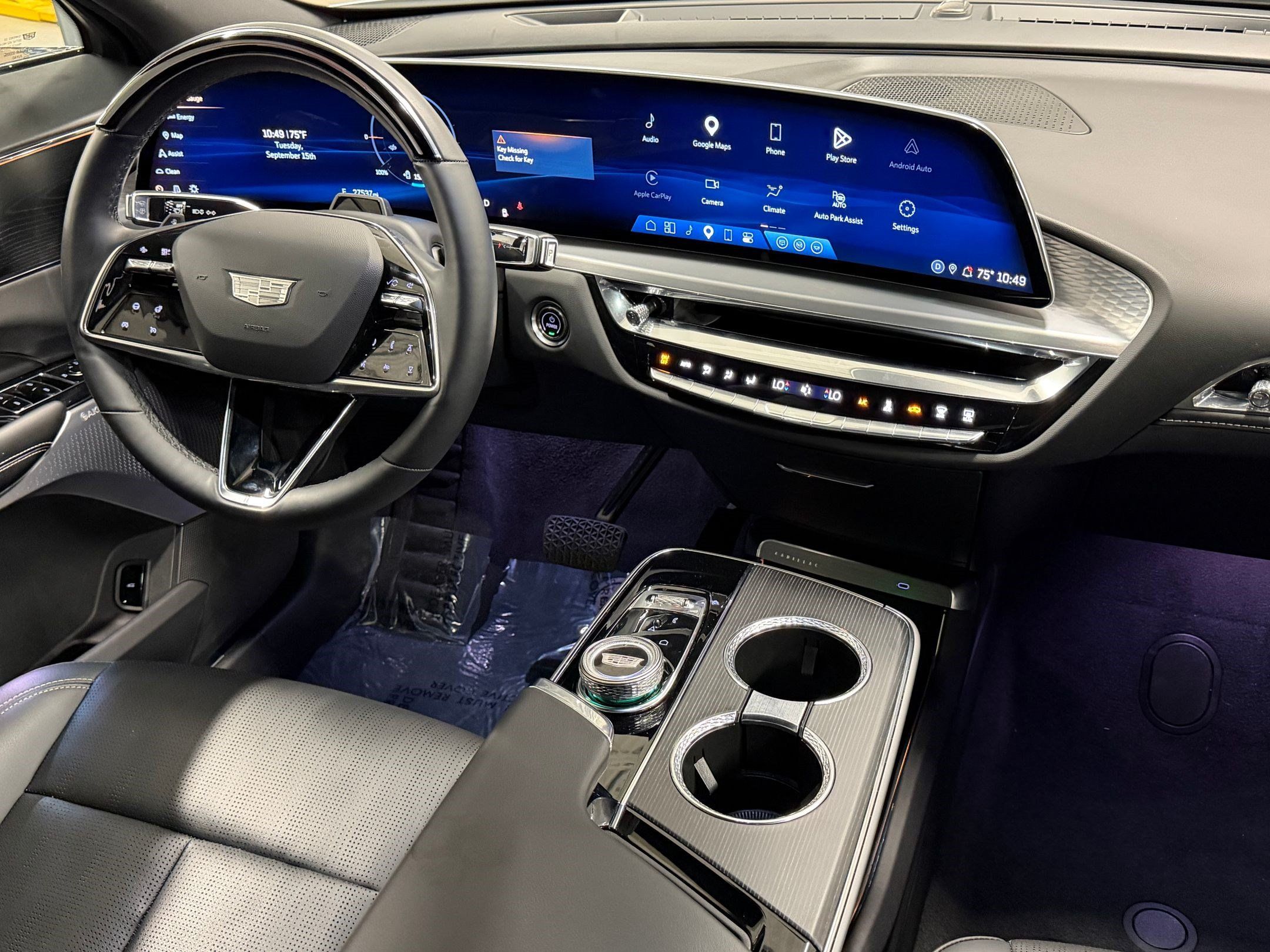 Certified 2024 Cadillac Lyriq Sport RWD image 4