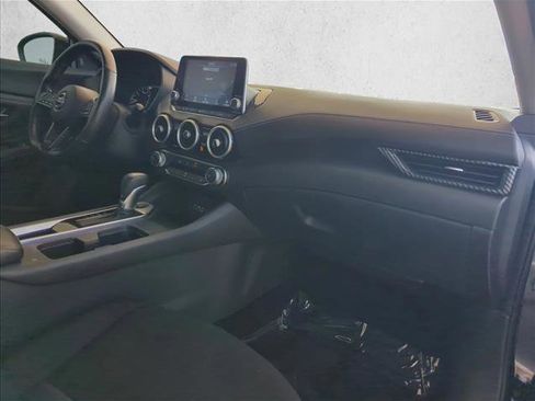 Used 2023 Nissan Sentra SV w/ Trunk Package image 28
