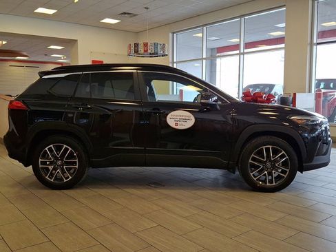 Used 2026 Toyota Corolla Cross XLE w/ Convenience Package image 7