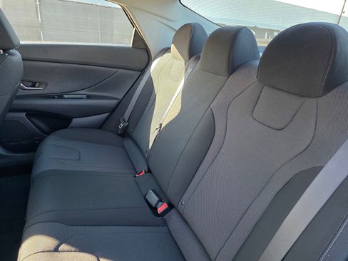 New 2026 Hyundai Elantra SE FWD image 13
