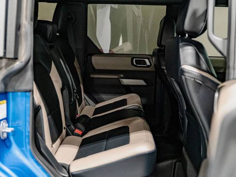 Used 2022 Ford Bronco Wildtrak AWD/4WD image 24