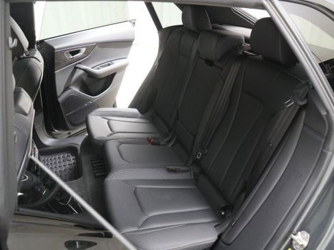 Used 2023 Audi Q8 Premium Plus w/ Premium Plus Package image 61