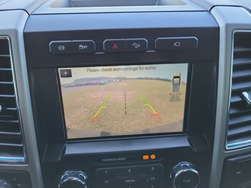 Used 2018 Ford F250 Lariat w/ Chrome Package AWD/4WD image 15