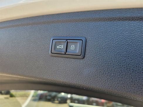 Used 2024 Audi Q5 2.0T Premium Plus image 9