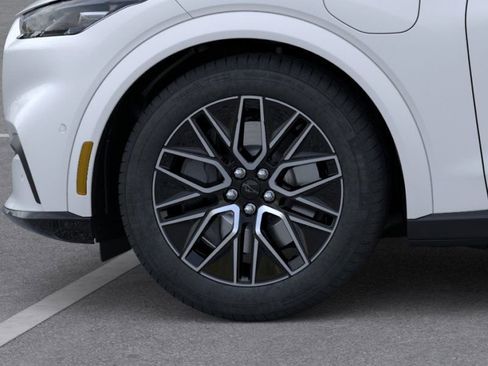 New 2025 Ford Mustang Mach-E Premium AWD/4WD image 19
