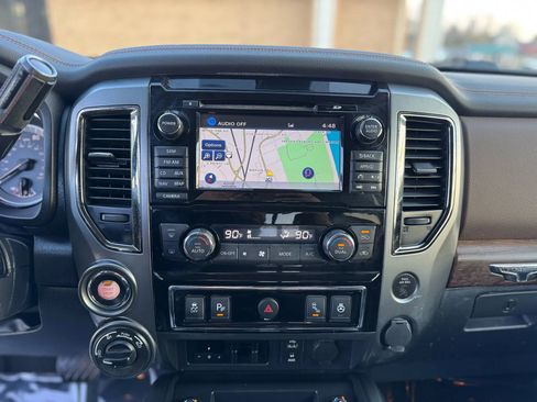 Used 2017 Nissan Titan Platinum Reserve image 19