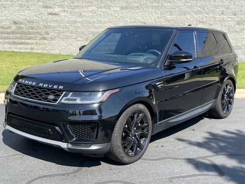 Used 2019 Land Rover Range Rover Sport SE AWD/4WD image 2