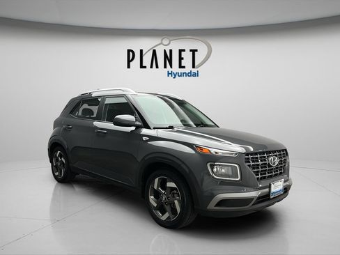 Certified 2023 Hyundai Venue SEL FWD image 1