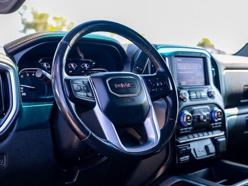 Used 2019 GMC Sierra 1500 SLT w/ SLT Premium Package AWD/4WD image 15
