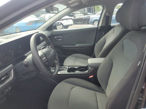 Used 2025 Kia K4 FWD image 12
