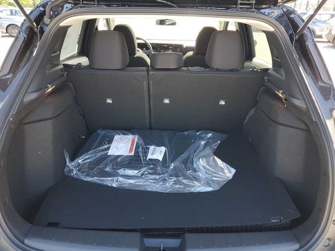 New 2026 Nissan Kicks SV w/ SV Premium Package AWD/4WD image 7