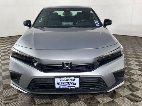Used 2023 Honda Civic Sport image 10