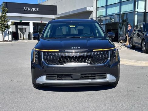 New 2026 Kia Carnival EX FWD image 2