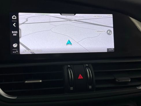 Used 2022 Alfa Romeo Giulia Veloce image 19