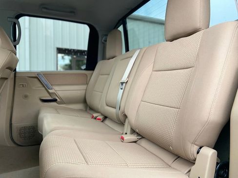 Used 2013 Nissan Titan SV w/ SV Premium Utility Pkg AWD/4WD image 25