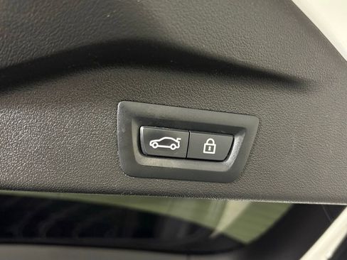 Used 2019 BMW X5 xDrive40i w/ Premium Package 2 AWD/4WD image 41