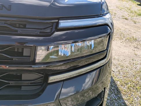 Used 2022 Ford Expedition Limited AWD/4WD image 9