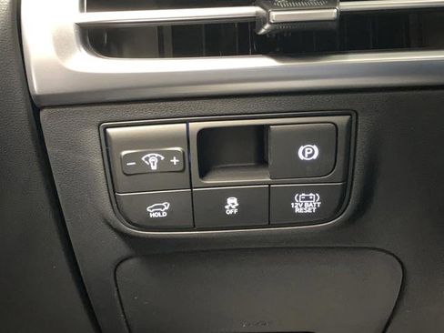 New 2026 Hyundai Tucson Limited image 26