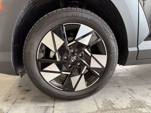 Used 2025 Hyundai Kona SEL image 30