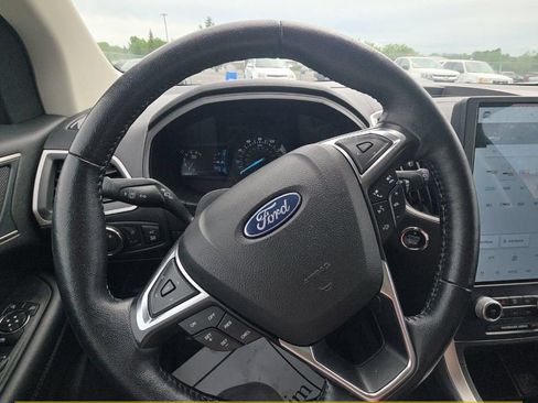 Used 2022 Ford Edge SEL w/ Convenience Package AWD/4WD image 5
