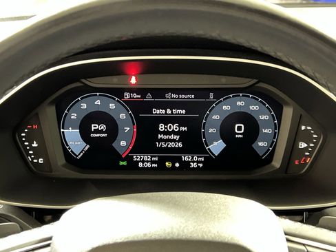 Used 2024 Audi Q3 2.0T Premium image 15