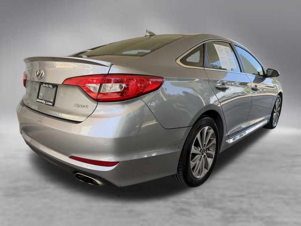 Used 2016 Hyundai Sonata Sport FWD image 3