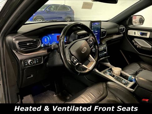 Used 2022 Ford Explorer Platinum w/ Class IV Trailer Tow Package AWD/4WD image 4