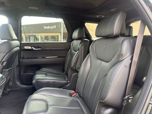 Used 2025 Hyundai Palisade Calligraphy image 22