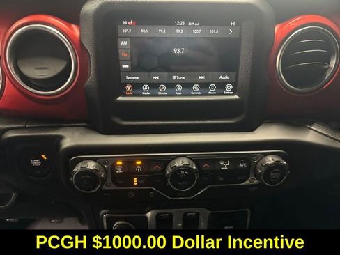 Used 2018 Jeep Wrangler Rubicon w/ Steel Bumper Group image 9