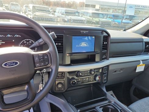 New 2026 Ford F350 XLT image 10