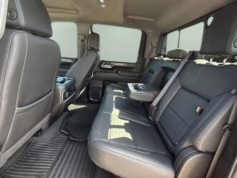 Used 2024 Chevrolet Silverado 2500 LTZ w/ LTZ Premium Package image 17