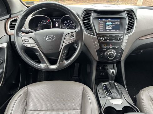 Used 2018 Hyundai Santa Fe Sport image 8