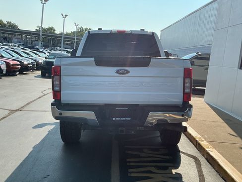 Used 2022 Ford F250 XL w/ Power Equipment Group AWD/4WD image 7