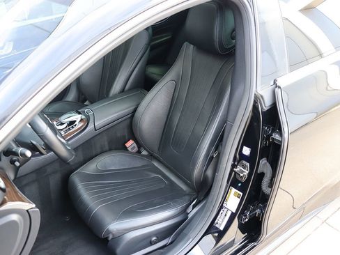 Used 2020 Mercedes-Benz CLS 450 w/ Premium Package image 30