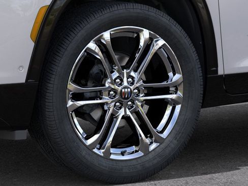 New 2025 Buick Enclave Sport Touring w/ Super Cruise Package image 30