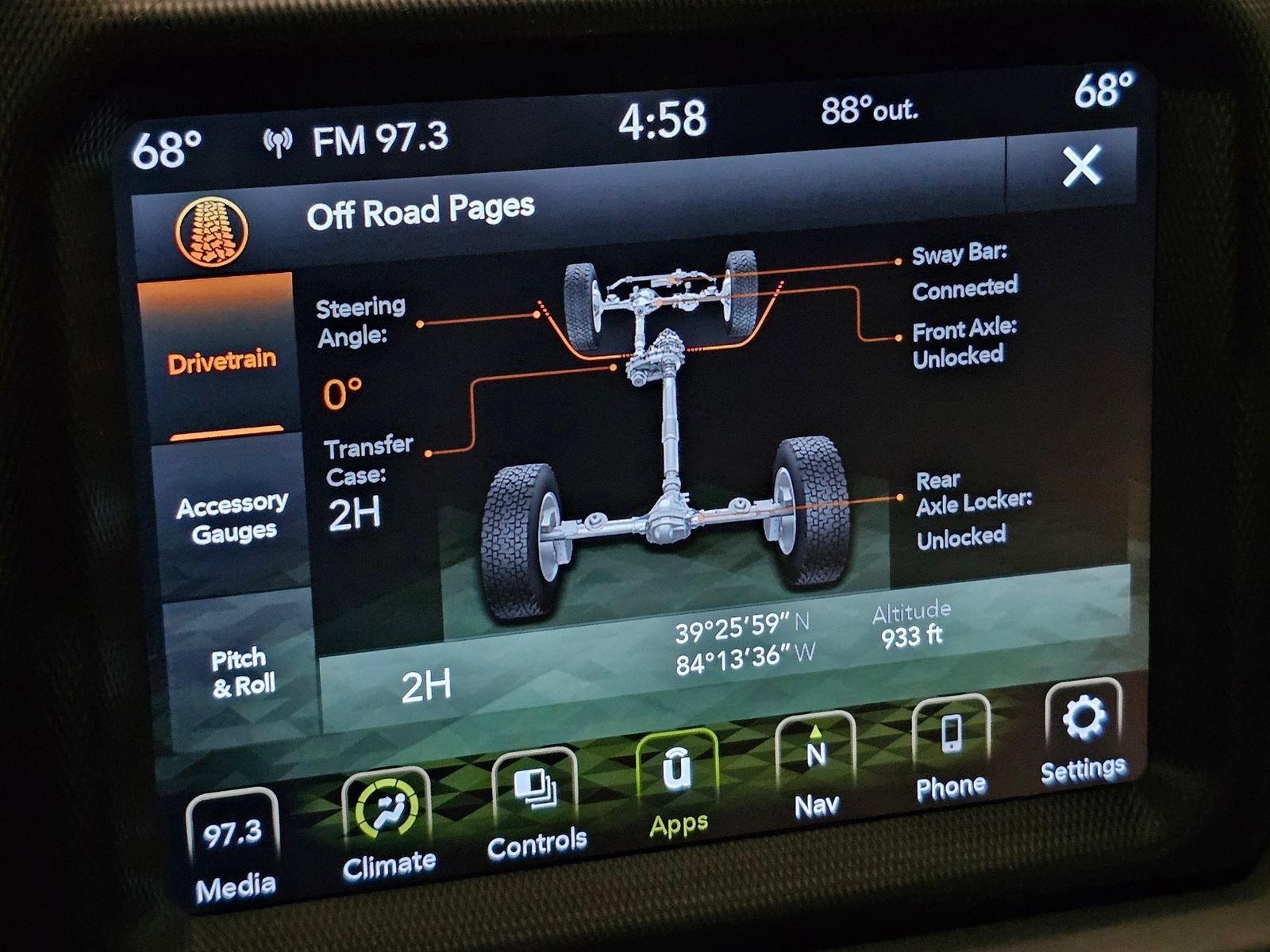Used 2022 Jeep Gladiator Rubicon w/ Trailer Tow Package AWD/4WD image 18