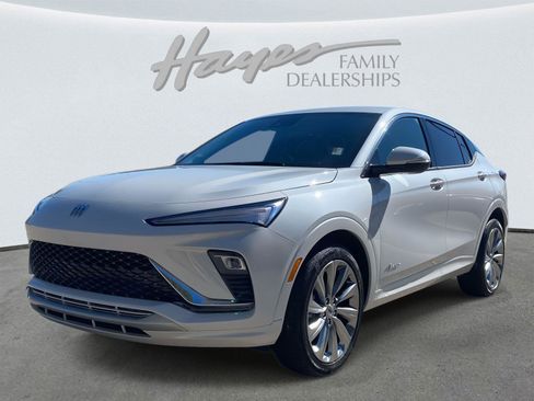 Used 2025 Buick Envista Avenir image 29