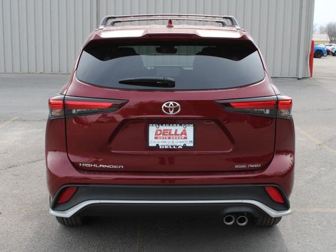 New 2026 Toyota Highlander XSE AWD/4WD image 6